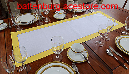 Table runner.White with Lemon Chrome. 16x45 - Click Image to Close
